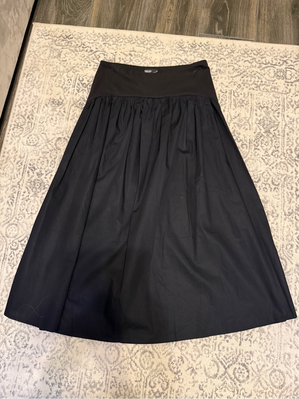 Simply Vera Vera Wang Black Full A-Line Midi Skirt